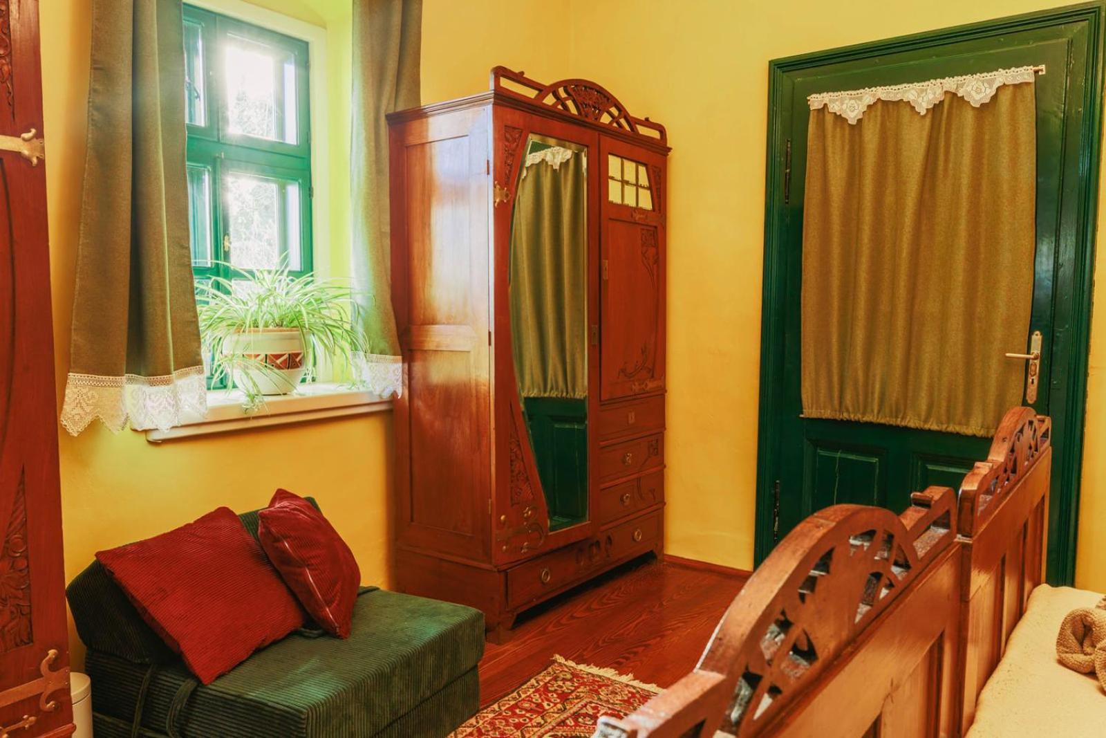 Villa Tradicionalna Kuca Biljkinog Oca Lug Esterno foto